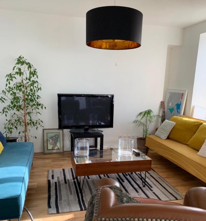 Agreable Logement A Vierzon Centre Exterior photo